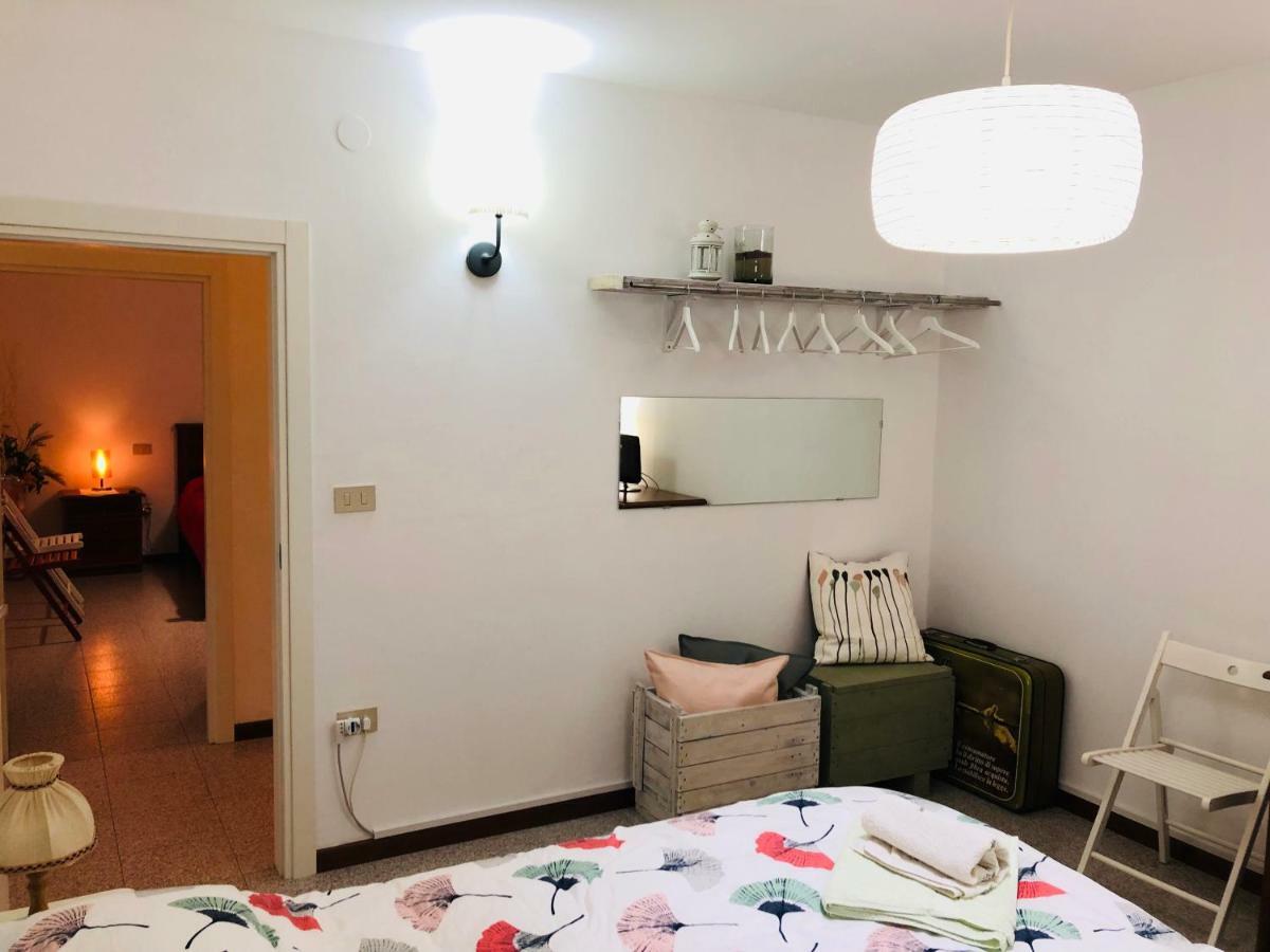 مبيت وإفطار Monterado Il Casale Di Nonno Guido المظهر الخارجي الصورة